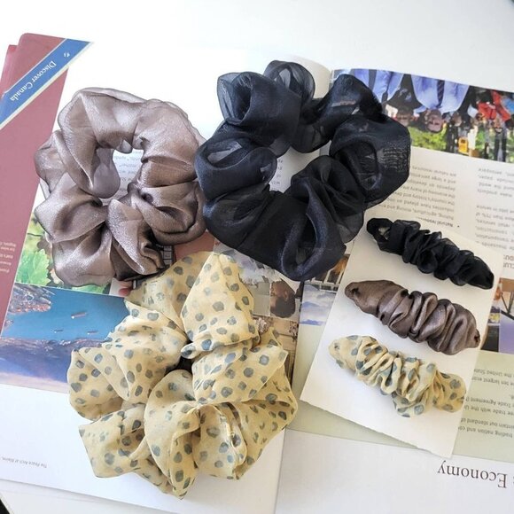 Colorful Organza scrunchies with matching Hairclips, scrunchies and hairclip - Picture 1 of 10
